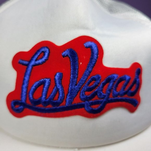 Vintage YoungAn LAS VEGAS Snap Back Mesh Trucker Hat Cap 3-Stripe White / Red - Picture 3 of 10